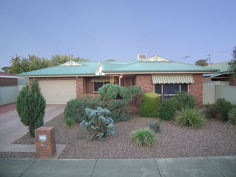 55 McCubbin Drive, Shepparton VIC 3630