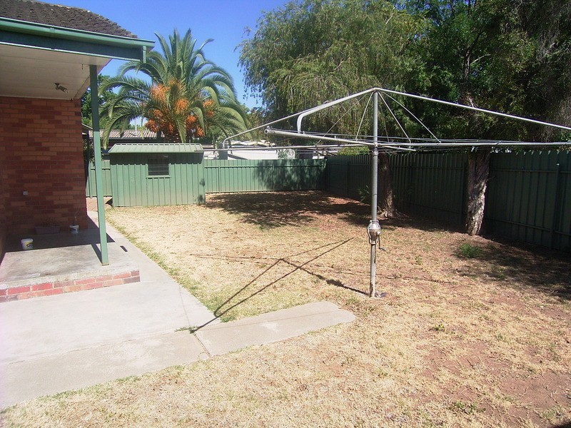 87 Balaclava Road, Shepparton VIC 3630