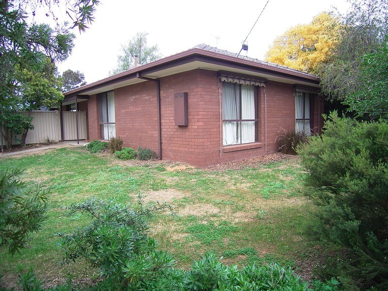 29 Paisley  Crescent, Mooroopna VIC 3629
