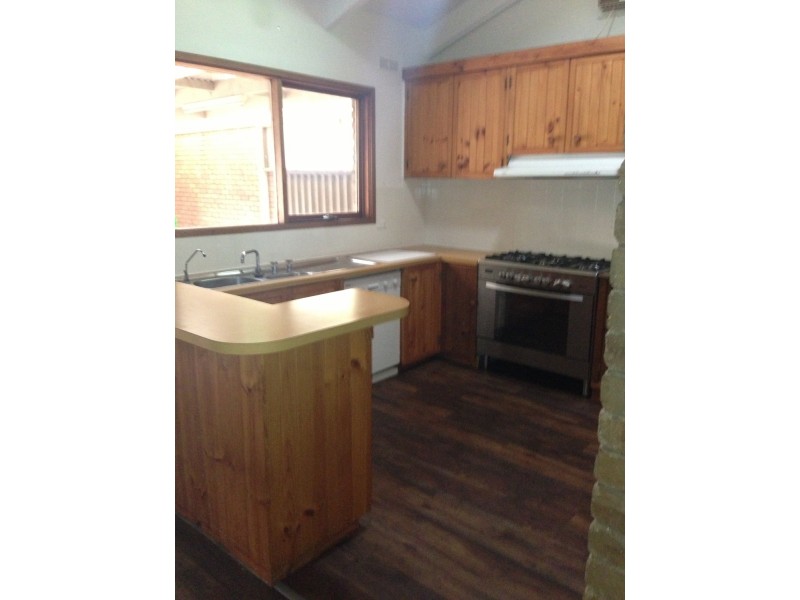 17 Leffers Street, Shepparton VIC 3630