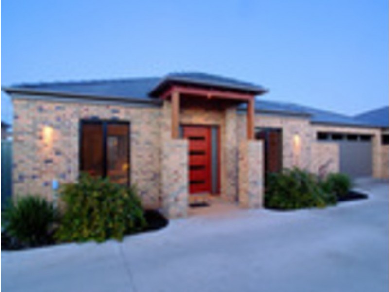 2/7-9 Curlew Place, Shepparton VIC 3630