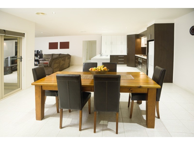 12 Guseli Court, Kialla VIC 3631