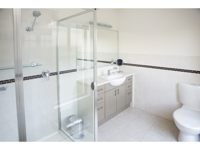 12 Guseli Court, Kialla VIC 3631