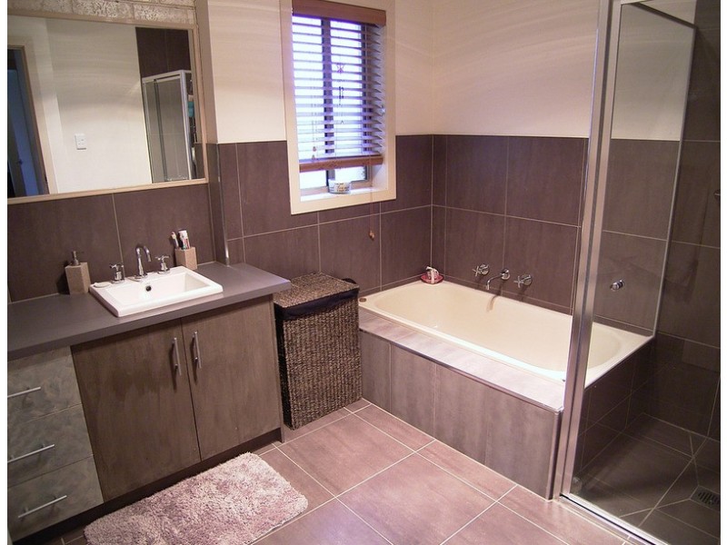 101 Ashenden  Street, Shepparton VIC 3630