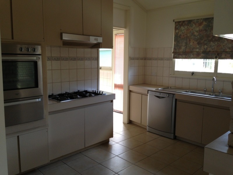 4-6 Nicholls Avenue, Shepparton VIC 3630