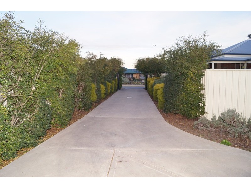 26A Vickers  Street, Kialla VIC 3631