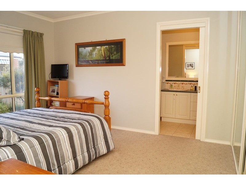 26A Vickers  Street, Kialla VIC 3631