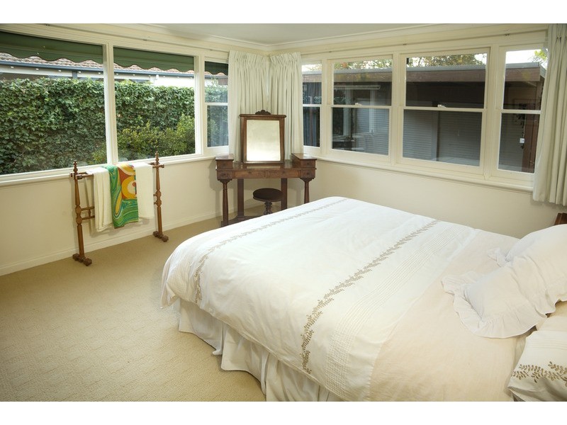 31 Sutherland Avenue, Shepparton VIC 3630