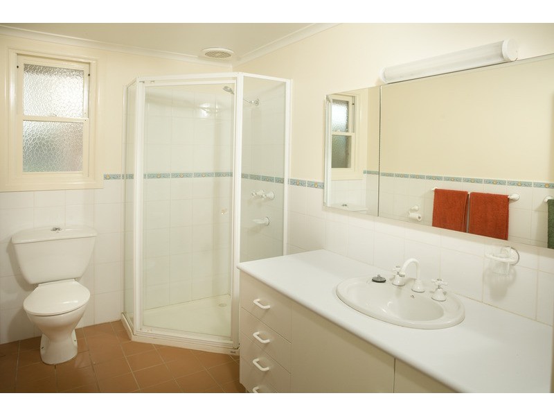 31 Sutherland Avenue, Shepparton VIC 3630