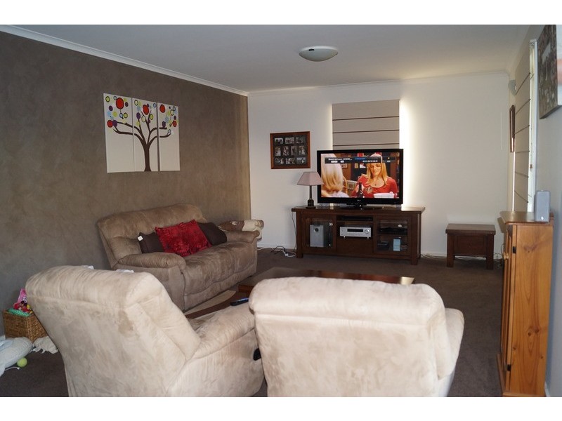 7 Dunkirk Avenue, Shepparton VIC 3630