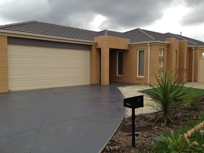 3 Savoy  Place, Shepparton VIC 3630