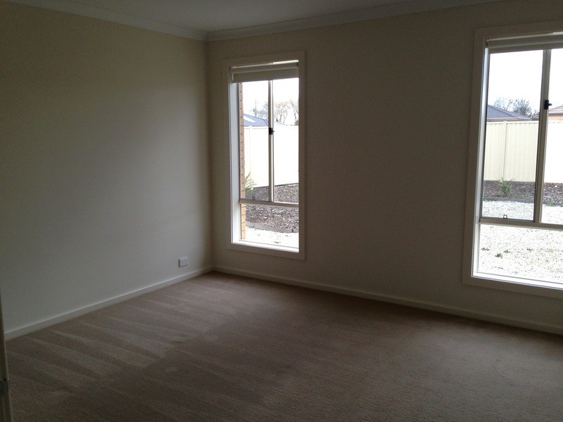 3 Savoy  Place, Shepparton VIC 3630