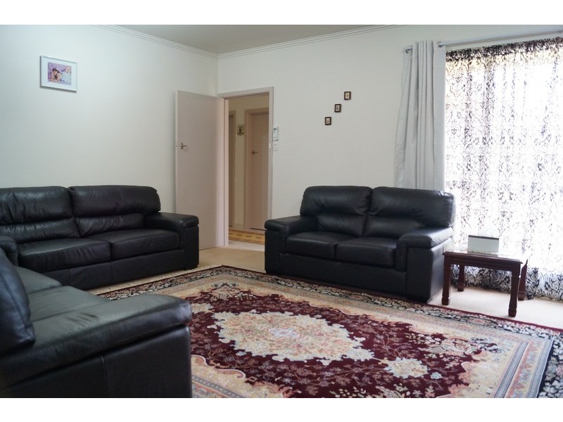 18 Lake  Street, Shepparton VIC 3630