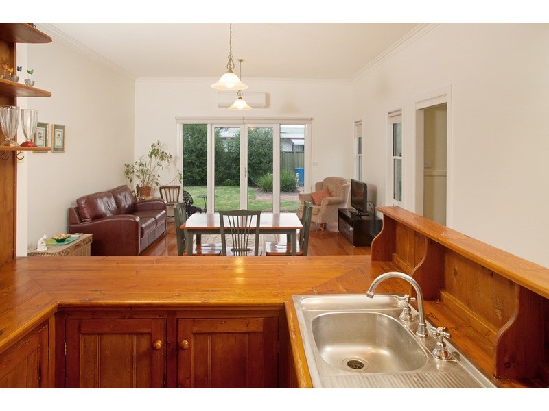 20 Dunrobin  Street, Shepparton VIC 3630