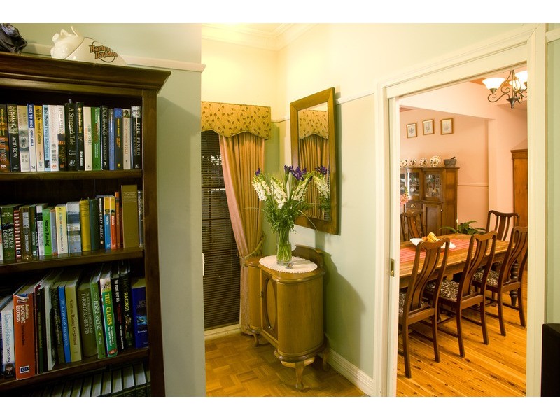 11 Dunkirk Avenue, Shepparton VIC 3630