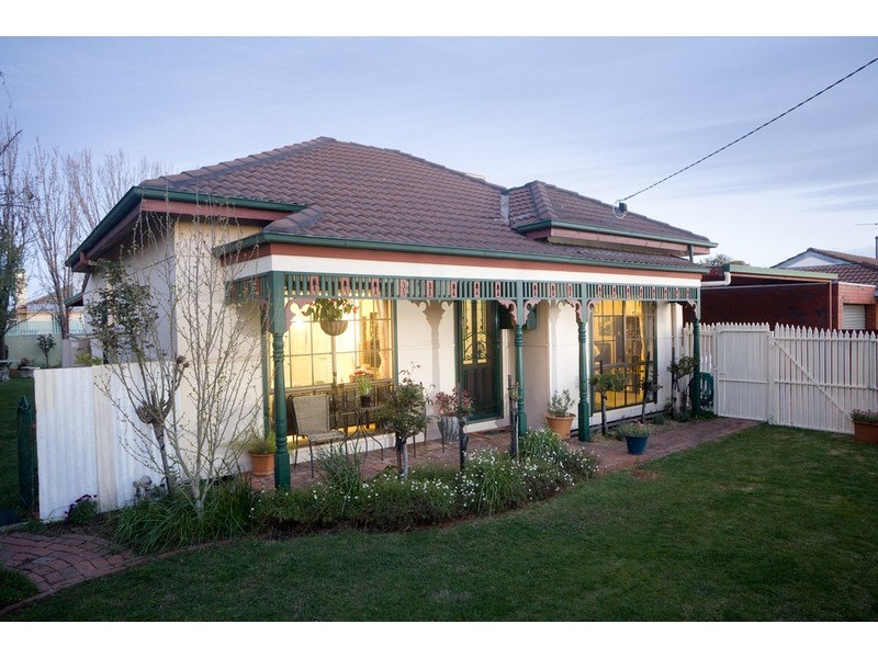 11 Dunkirk Avenue, Shepparton VIC 3630