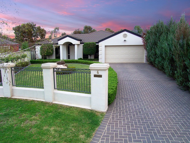 6 Mulwala  Court, Kialla VIC 3631