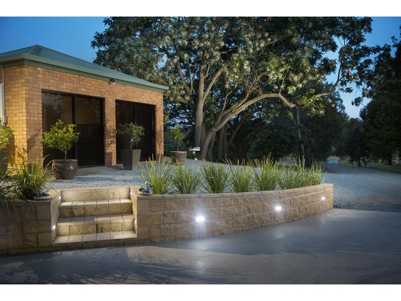 255 Riverview  Drive, Kialla VIC 3631