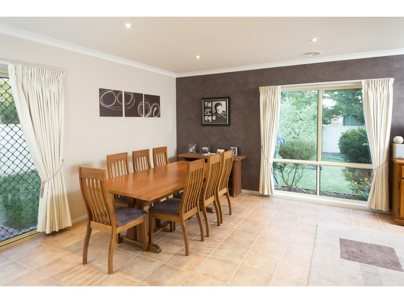 3 Scullin  Court, Shepparton VIC 3630