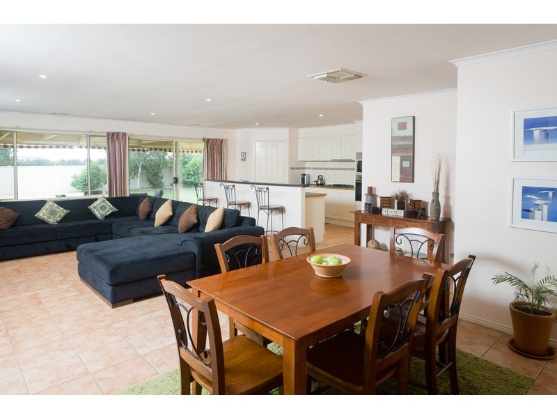 3 Robert Court, Shepparton VIC 3630