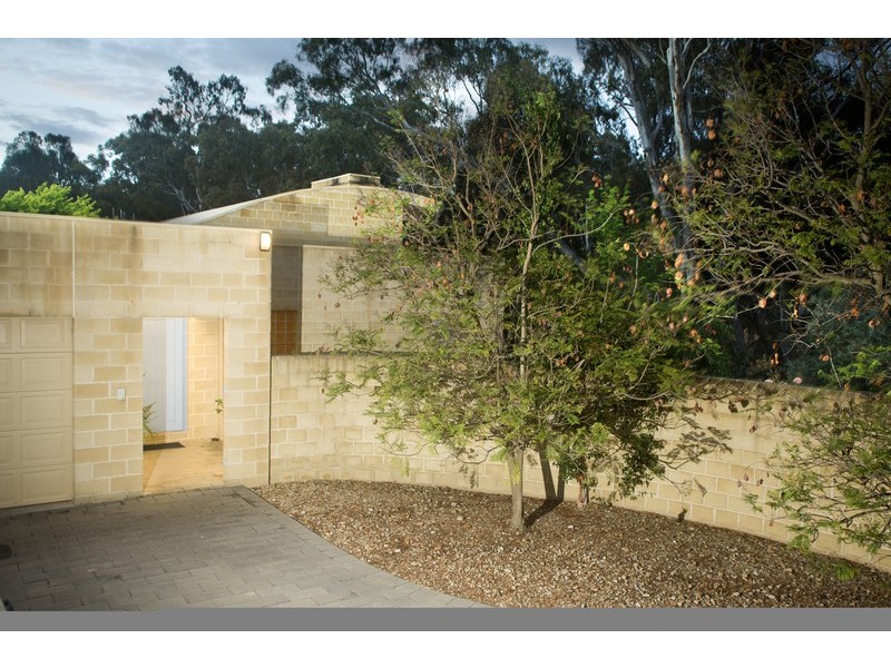 2  George  Court, Kialla VIC 3631