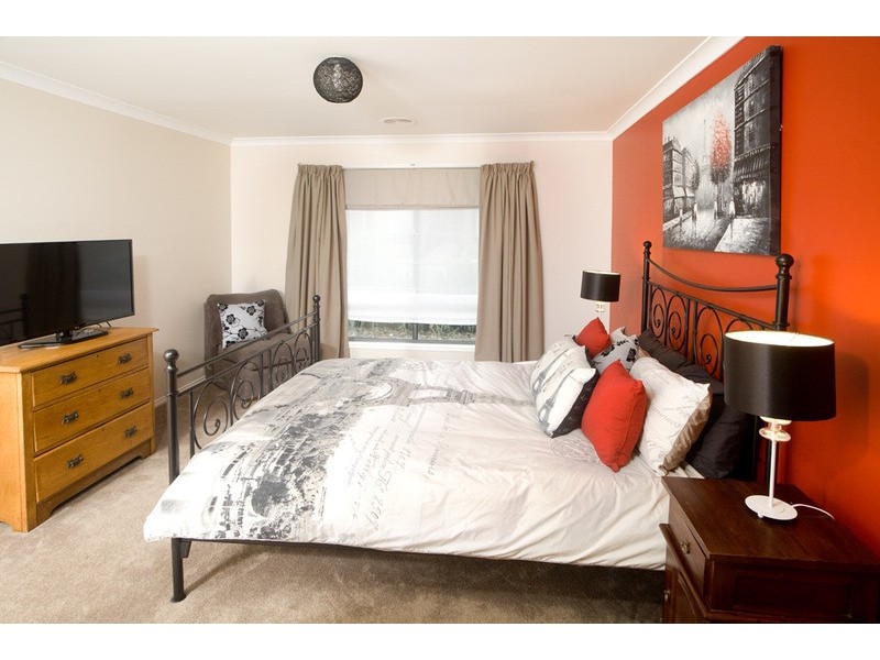 12 Dalmahoy Court, Shepparton VIC 3630