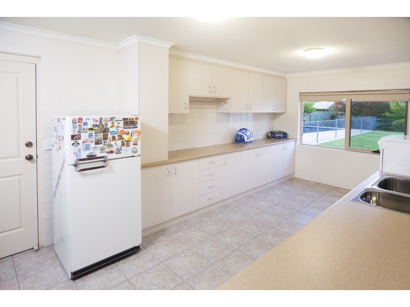 32 Balmoral Street, Kialla VIC 3631