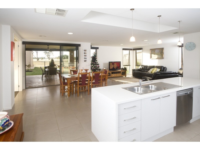 132 Parkside Drive, Shepparton VIC 3630