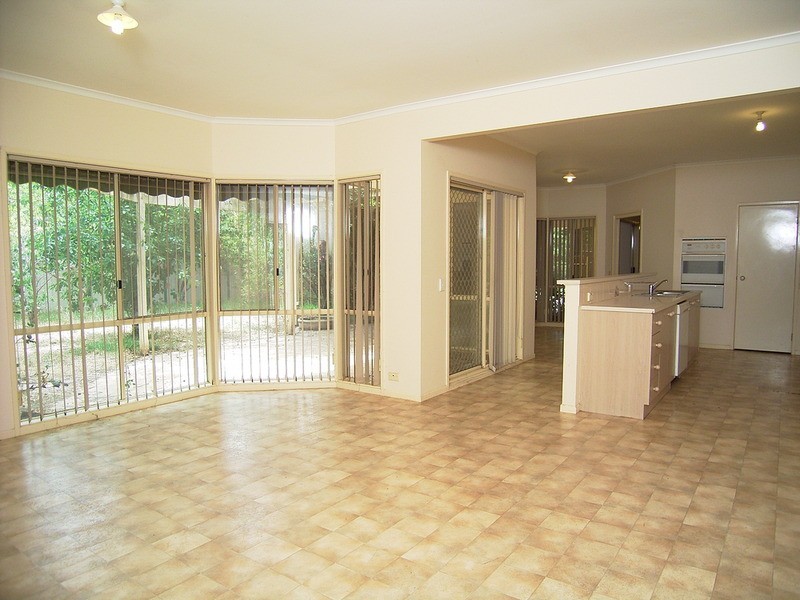 7 Silvan  Crescent, Kialla VIC 3631