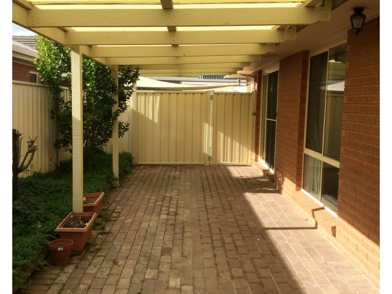 2/64 Edward St Street, Shepparton VIC 3630