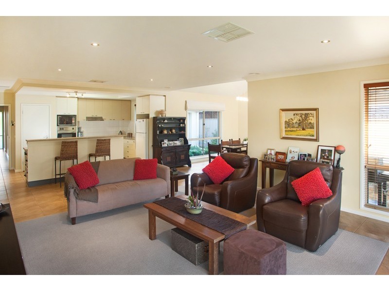 14 Tyers Court, Kialla VIC 3631