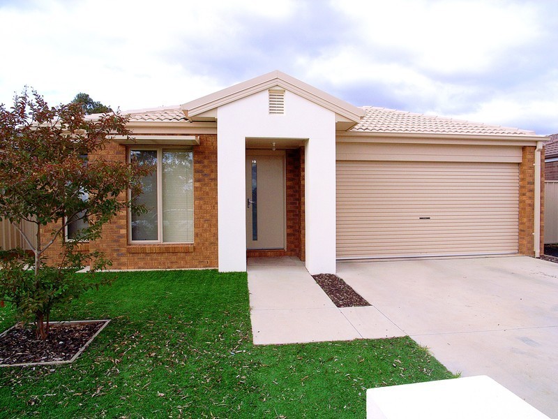 19 Bronze Street, Shepparton VIC 3630