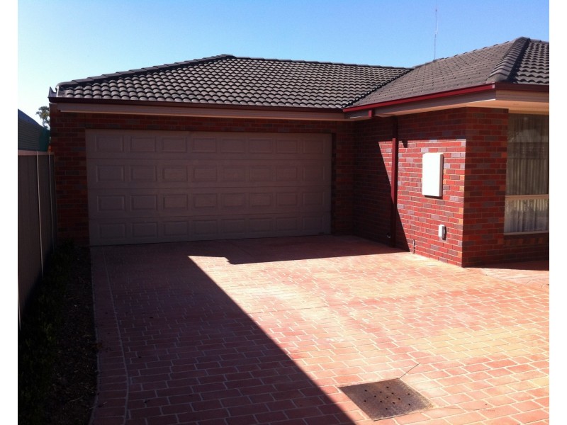2/9 Kilpatrick Avenue, Shepparton VIC 3630