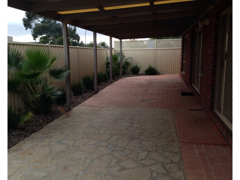 2/9 Kilpatrick Avenue, Shepparton VIC 3630