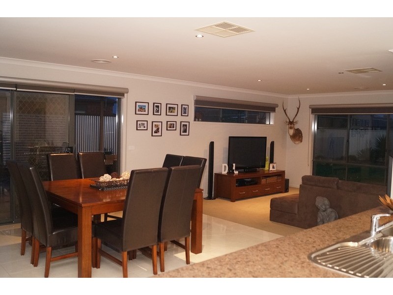 5 Fletcher  Avenue, Mooroopna VIC 3629