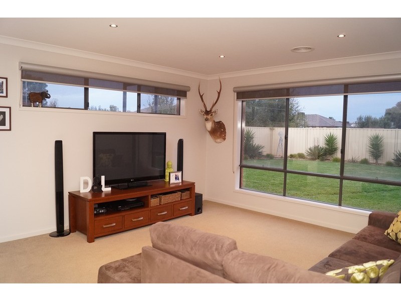 5 Fletcher  Avenue, Mooroopna VIC 3629