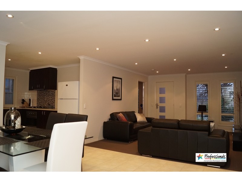 36 Cimmaron Way, Kialla VIC 3631