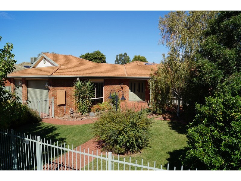 3 Eyre  Court, Kialla VIC 3631