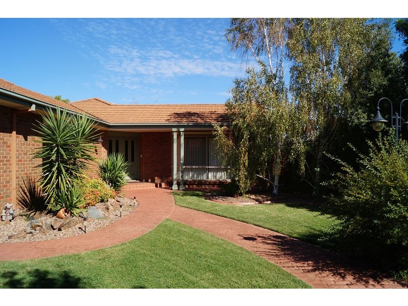 3 Eyre  Court, Kialla VIC 3631