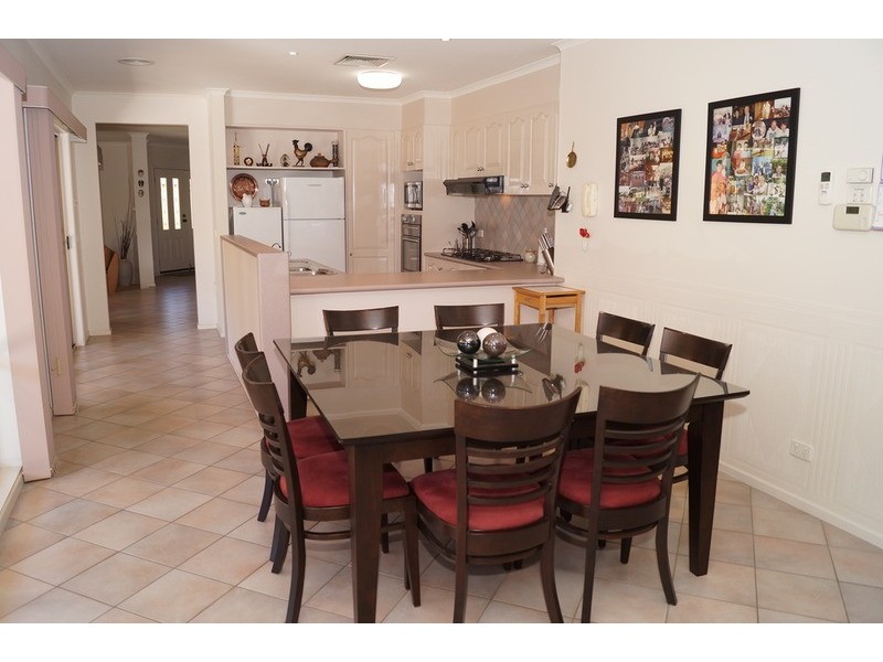 3 Eyre  Court, Kialla VIC 3631