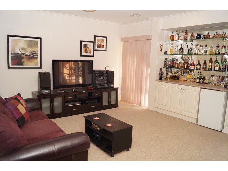 3 Eyre  Court, Kialla VIC 3631