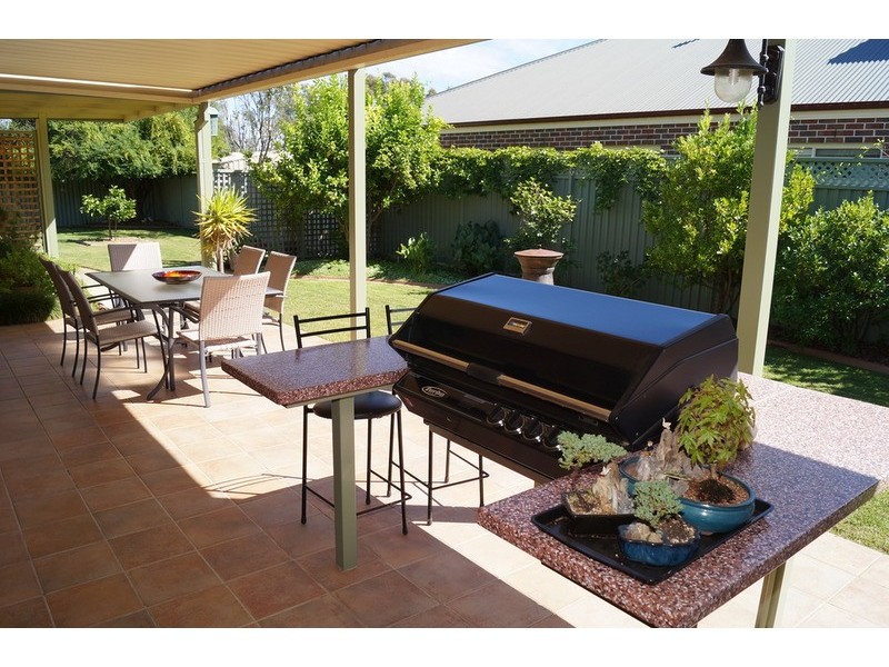 3 Eyre  Court, Kialla VIC 3631