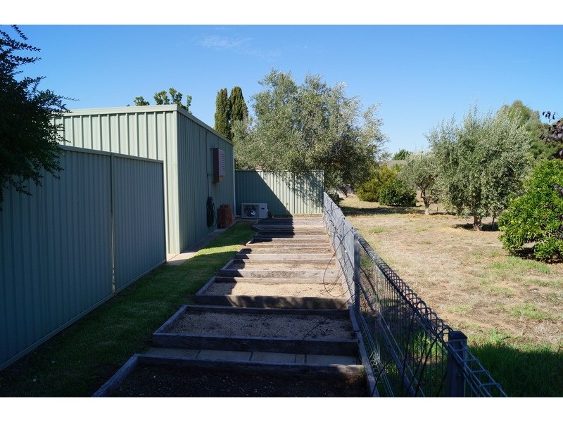 3 Eyre  Court, Kialla VIC 3631