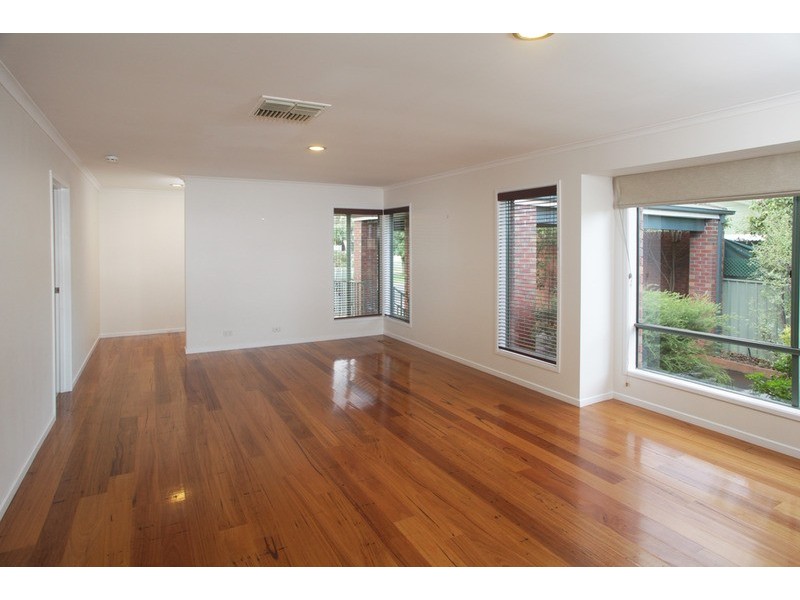 5 Nicholls Avenue, Shepparton VIC 3630