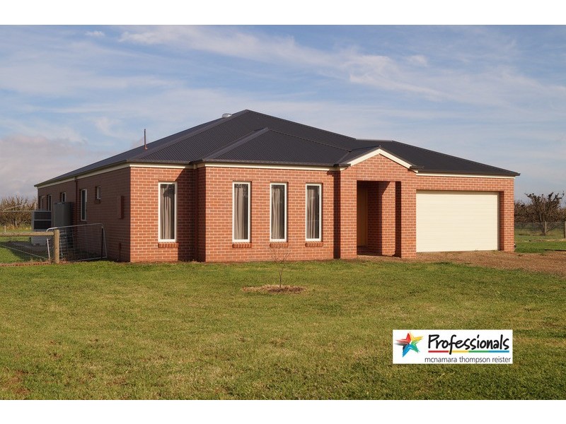 8 Ackers Court, Shepparton East VIC 3631