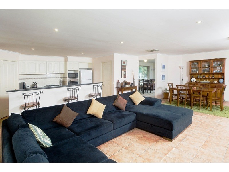 3 Robert  Court, Shepparton VIC 3630