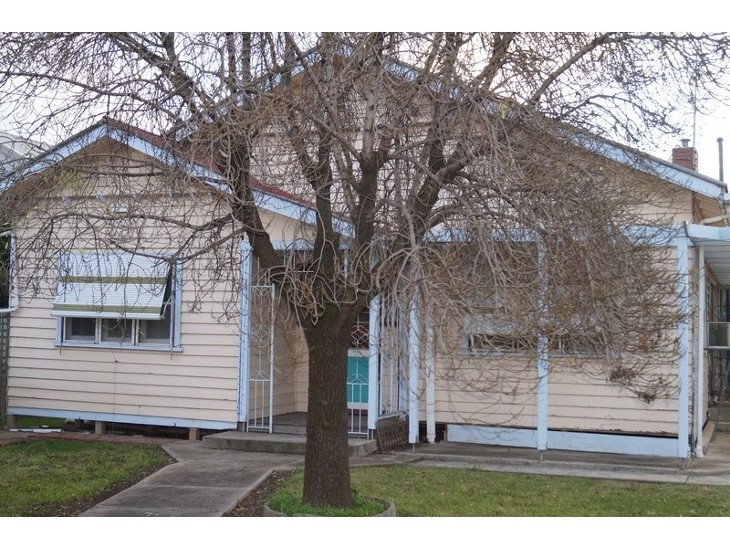 16  Railway  Parade, Shepparton VIC 3630