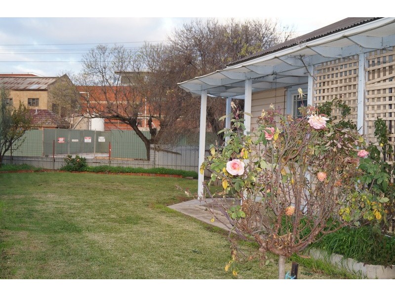 16  Railway  Parade, Shepparton VIC 3630