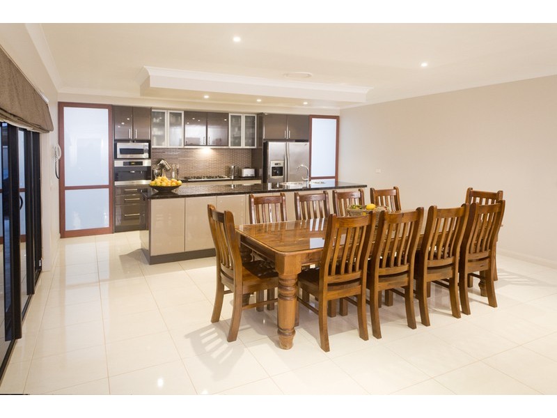 35 Nillahcootie Crescent, Kialla VIC 3631