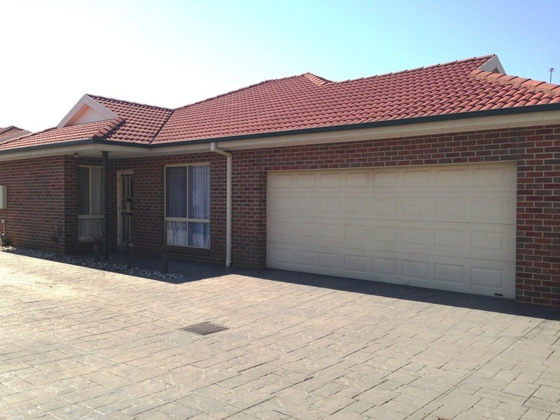 2/19 Middleton  Street, Shepparton VIC 3630